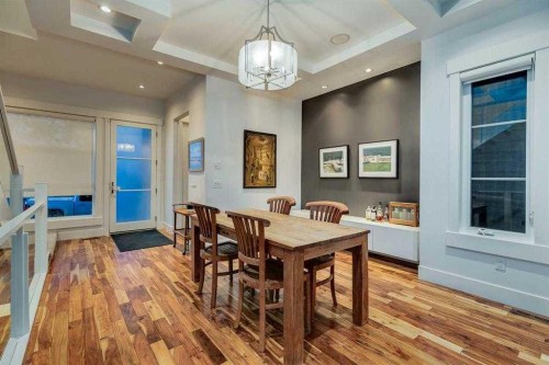 2027 42 Avenue Sw, Calgary, AB - Indoor Photo Showing Dining Room