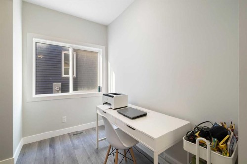 53 Savanna Heath Ne, Calgary, AB - Indoor Photo Showing Office