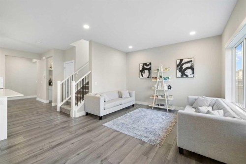 53 Savanna Heath Ne, Calgary, AB - Indoor Photo Showing Living Room