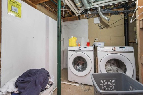 427 Rundlelawn Way Ne, Calgary, AB - Indoor Photo Showing Laundry Room