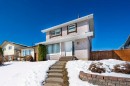 427 Rundlelawn Way Ne, Calgary, AB  - Outdoor 