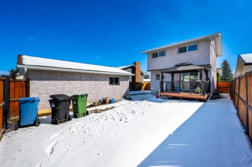 427 Rundlelawn Way Ne, Calgary, AB - Outdoor With Deck Patio Veranda