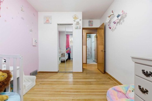 1011 18A Street Ne, Calgary, AB - Indoor