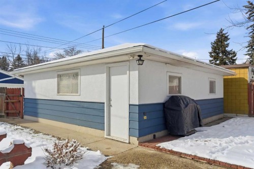 1011 18A Street Ne, Calgary, AB - Outdoor With Exterior