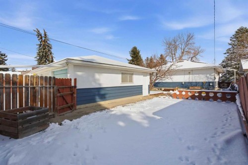 1011 18A Street Ne, Calgary, AB - Outdoor