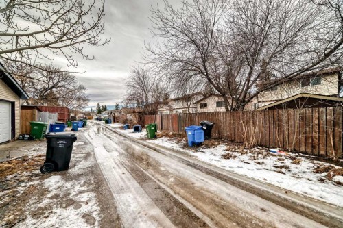 24 Abergale Way Ne, Calgary, AB - Outdoor