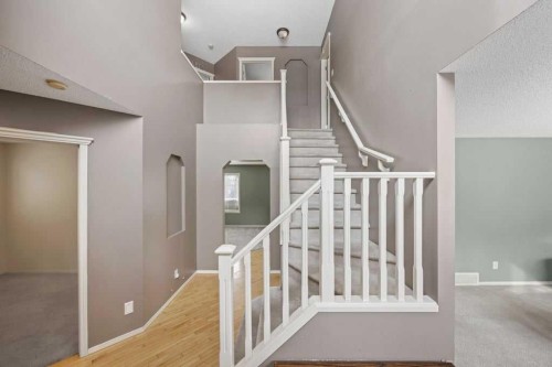 19 Sienna Park Crescent Sw, Calgary, AB - Indoor Photo Showing Other Room