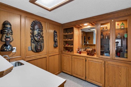 677 Hawkwood Boulevard Nw, Calgary, AB - Indoor Photo Showing Other Room