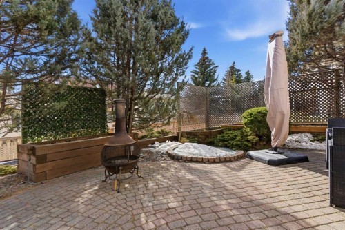 677 Hawkwood Boulevard Nw, Calgary, AB - Outdoor With Deck Patio Veranda