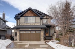 110 Royal Oak View NW Calgary, AB T3G 5V9
