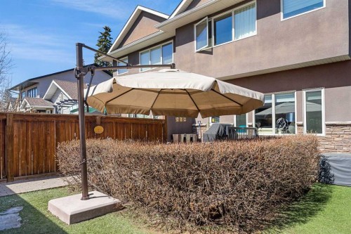 521 9 Avenue Ne, Calgary, AB - Outdoor