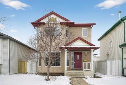317 Martindale Drive NE Calgary, AB T3J 3Y1