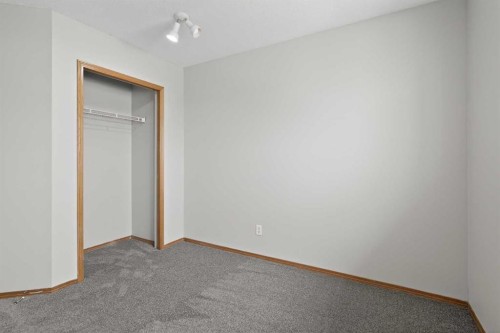 317 Martindale Drive Ne, Calgary, AB - Indoor Photo Showing Other Room