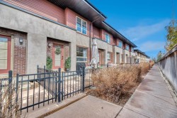 23 Aspen Hills Terrace SW Calgary, AB T3H 0P3