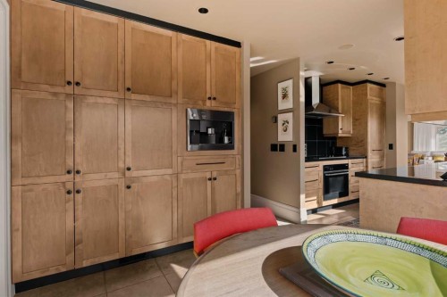 3S-222 Eagle Ridge Drive Sw, Calgary, AB - Indoor