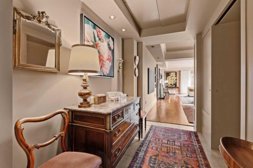 3S-222 Eagle Ridge Drive Sw, Calgary, AB - Indoor Photo Showing Other Room