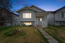 22 Lanterman Close  Red Deer, AB T4R 3K3