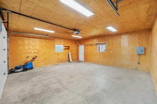 22 Lanterman Close, Red Deer, AB - Indoor