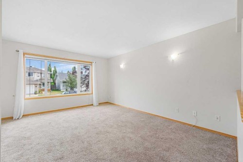 22 Lanterman Close, Red Deer, AB - Indoor Photo Showing Other Room