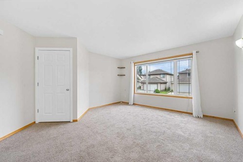 22 Lanterman Close, Red Deer, AB - Indoor Photo Showing Other Room