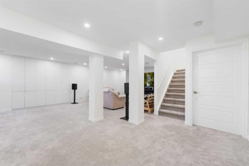 43 Edgebrook Cove Nw, Calgary, AB - Indoor