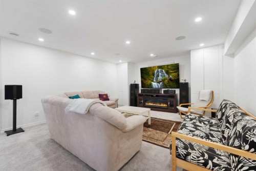 43 Edgebrook Cove Nw, Calgary, AB - Indoor