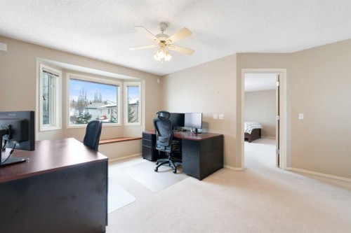 69 Hampstead Gardens Nw, Calgary, AB - Indoor Photo Showing Office