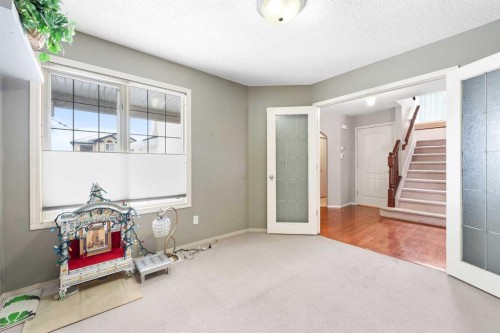 69 Hampstead Gardens Nw, Calgary, AB - Indoor Photo Showing Other Room