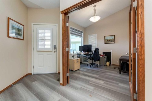 258 Millview Gardens Sw, Calgary, AB - Indoor