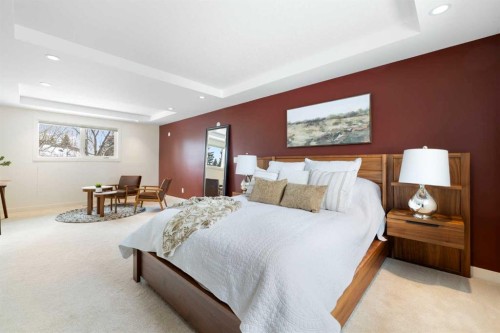 3323 Upton Place Nw, Calgary, AB - Indoor Photo Showing Bedroom