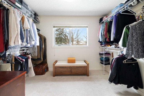 3323 Upton Place Nw, Calgary, AB - Indoor With Storage