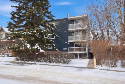 402-2117 16 Street SW Calgary, AB T2T 4E5
