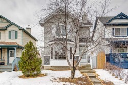 81 Bridlewood Manor SW Calgary, AB T2Y 3T4
