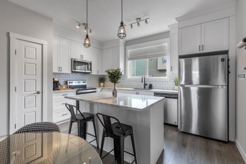 11 Sage Bluff Gate Nw, Calgary, AB - Indoor Photo Showing Kitchen With Stainless Steel Kitchen With Upgraded Kitchen