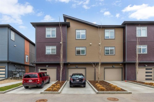 11 Sage Bluff Gate Nw, Calgary, AB - Outdoor