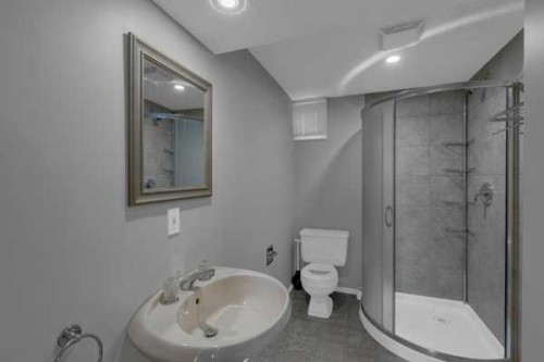 3 Madigan Court Ne, Calgary, AB - Indoor Photo Showing Bathroom