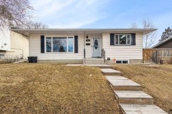 7604 Hunterfield Road NW Calgary, AB T2K 4L3