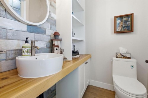 419 Cottageclub Cove, Rural Rocky View County, AB - Indoor Photo Showing Bathroom