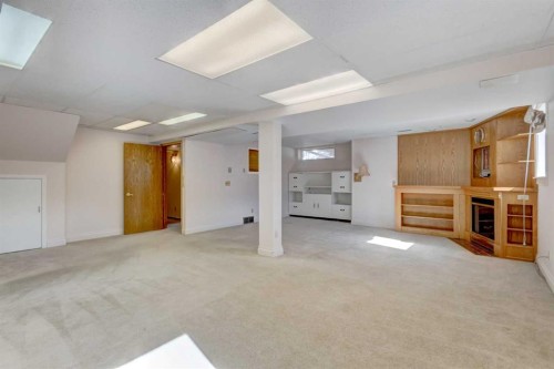 12 Vandoos Villas Nw, Calgary, AB 