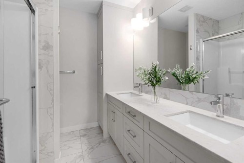 311-200 Auburn Meadows Common Se, Calgary, AB - Indoor Photo Showing Bathroom