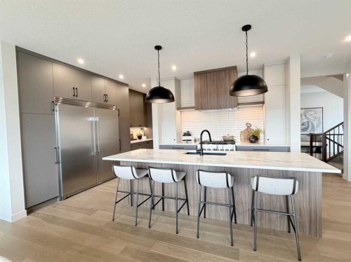 406 Crimson Ridge Place Nw, Calgary, AB - Indoor Photo Showing Kitchen With Upgraded Kitchen