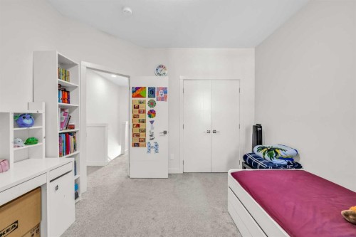 103-116 Saddlestone Heath Ne, Calgary, AB - Indoor Photo Showing Bedroom