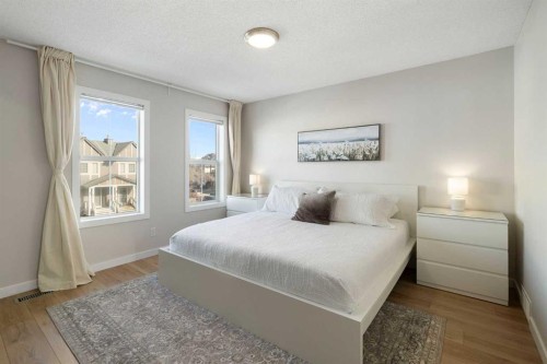 9 Elgin Mews Se, Calgary, AB - Indoor Photo Showing Bedroom