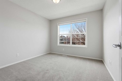 15172 Prestwick Boulevard Se, Calgary, AB - Indoor Photo Showing Other Room