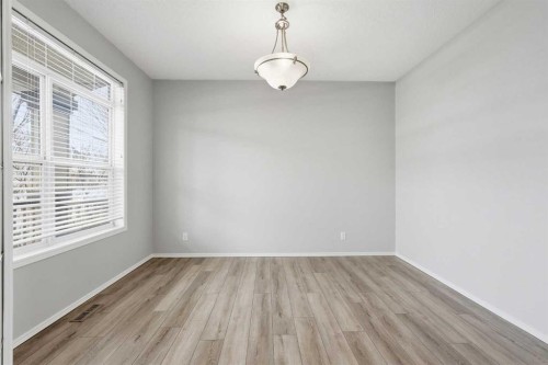 15172 Prestwick Boulevard Se, Calgary, AB - Indoor Photo Showing Other Room