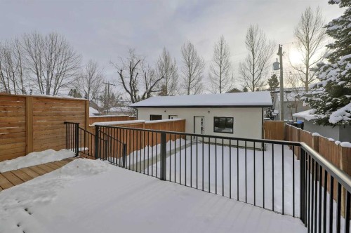 523 55 Avenue Sw, Calgary, AB - Outdoor With Exterior