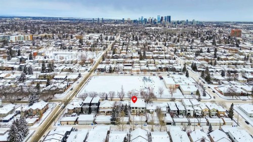 523 55 Avenue Sw, Calgary, AB - Outdoor With View