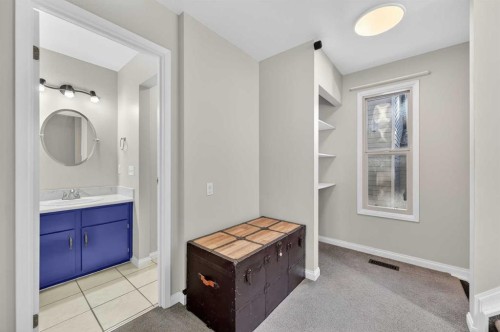 5-111 Grier Terrace Ne, Calgary, AB - Indoor