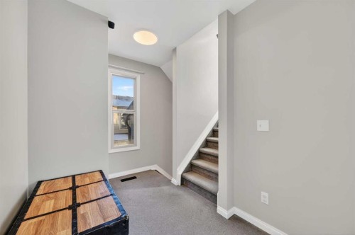 5-111 Grier Terrace Ne, Calgary, AB - Indoor Photo Showing Other Room