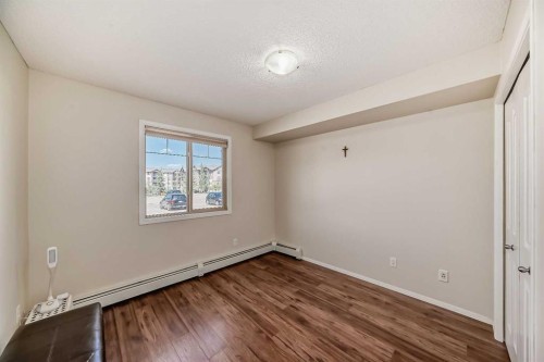 1125-60 Panatella Street Nw, Calgary, AB - Indoor Photo Showing Other Room